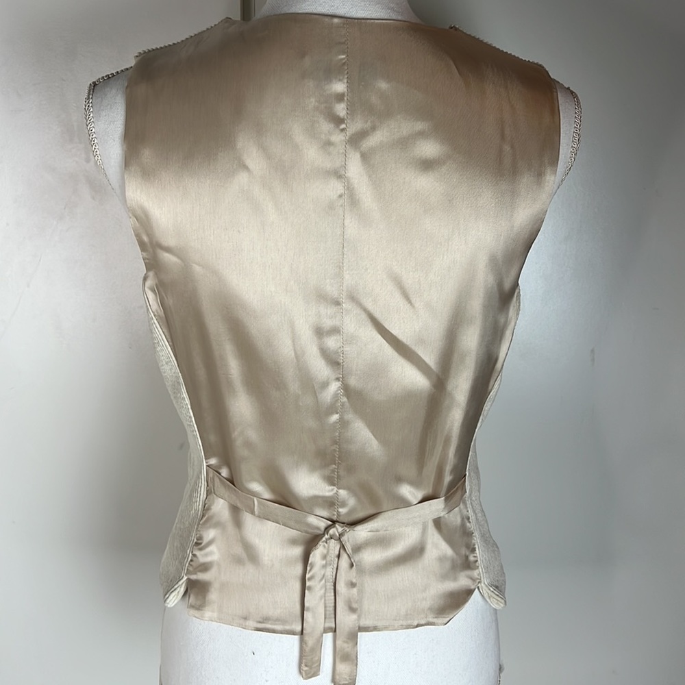MO.DE.RN. Corduroy Vest Top - Picture 4 of 8